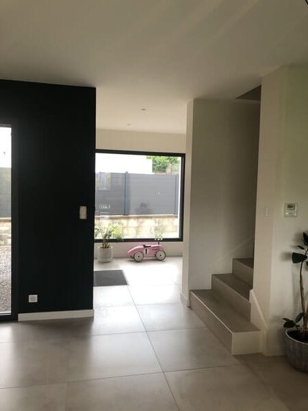 création d'un hall d'entrée fonctionnel et structuré (3)